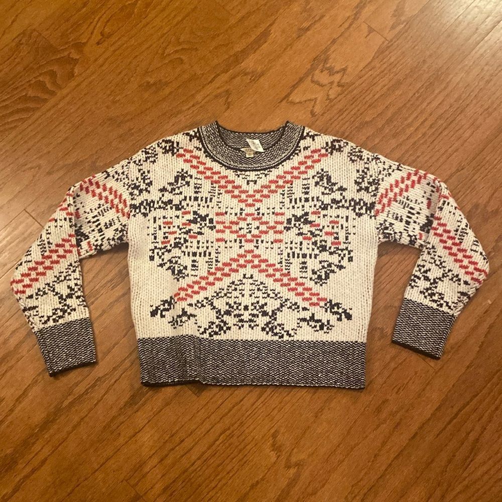 NWT a.n.a XS sweater, white, red and black really soft